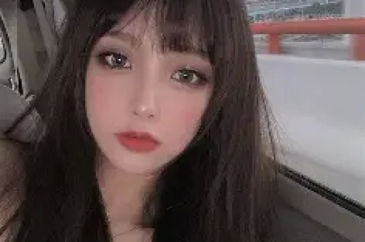 网红黄一鸣账号被封：从自曝未婚生女到遛狗冲突网红生涯大翻车