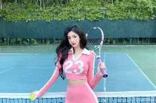 近年来随着社交媒体的普及和发展公众人物的形象管理愈发受到重视人设（persona）成为了塑造和维护形象的一个重要手段。然而频繁出现的人设坍塌事件不禁引发深思：为何看似稳固的会在瞬间土崩瓦解？这背后隐藏